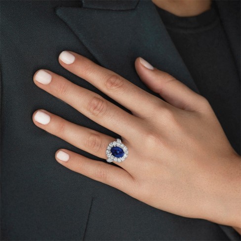 Why are Sapphires and diamonds a good match?