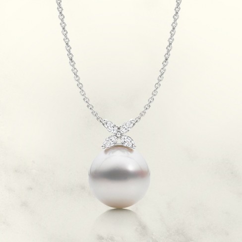 What makes Midas pearl jewellery unique?