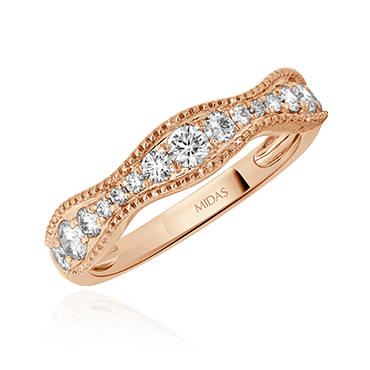Curved Round Diamond Wedding Ring
